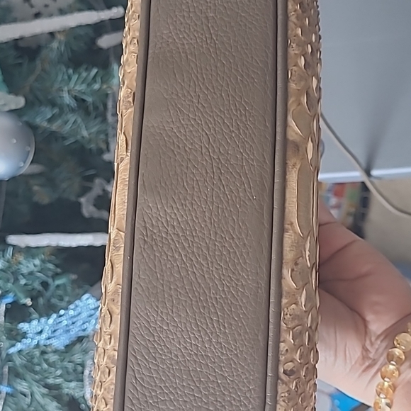 Authentic phyton sling purse - Picture 8 of 13